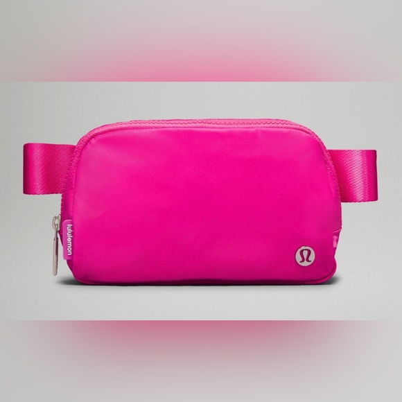 NEW & IMPROVED SONIC PINK Lululemon Everywhere Belt Bag White Wordmark - Picture 6 of 11